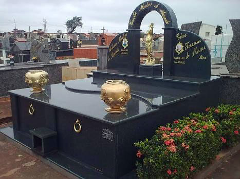 Túmulo quatro Reserva